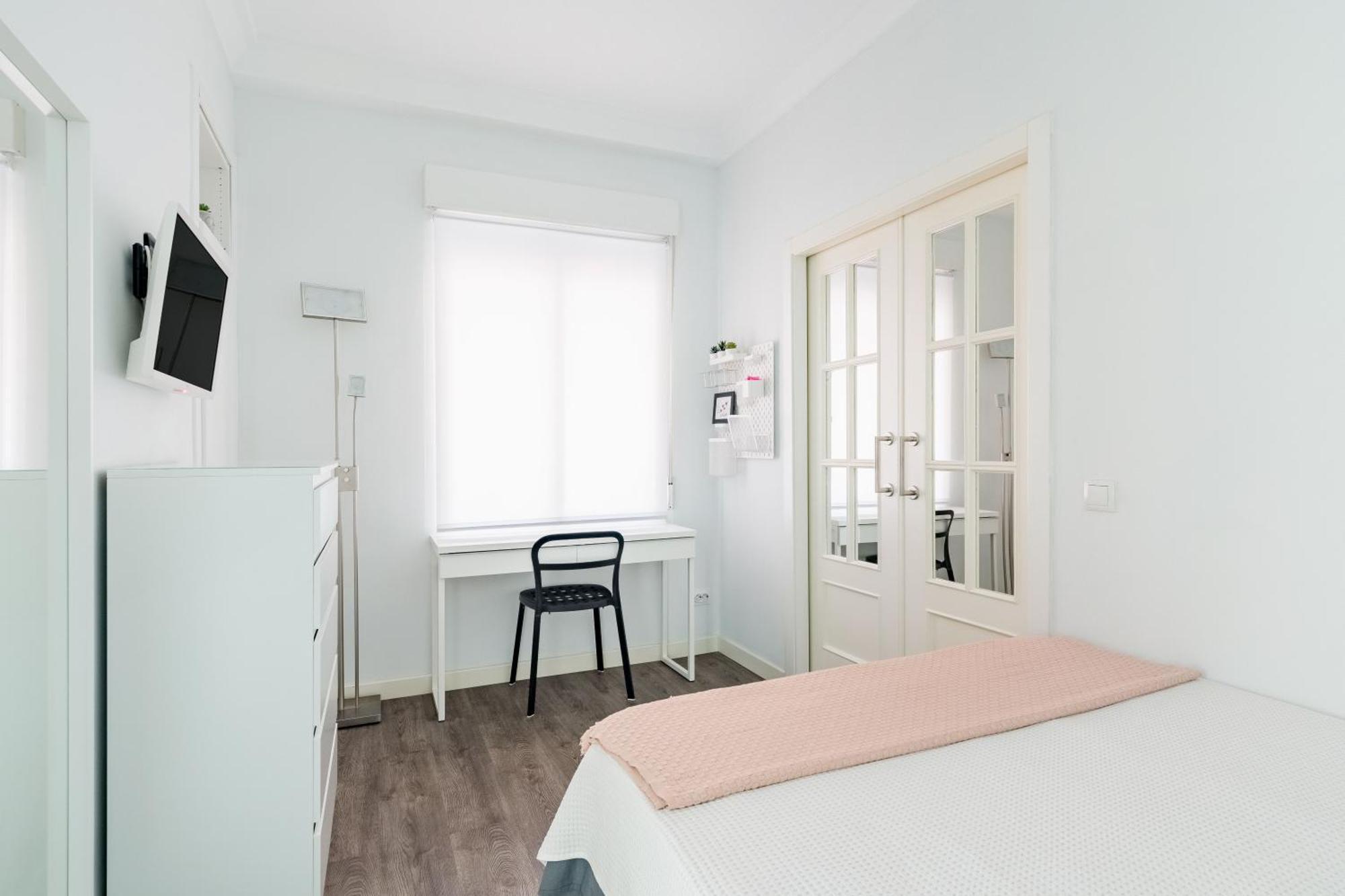 Ferienwohnung Precioso Y Acogedor Apartamento A 300 Metros Del Bernabeu Madrid Exterior foto